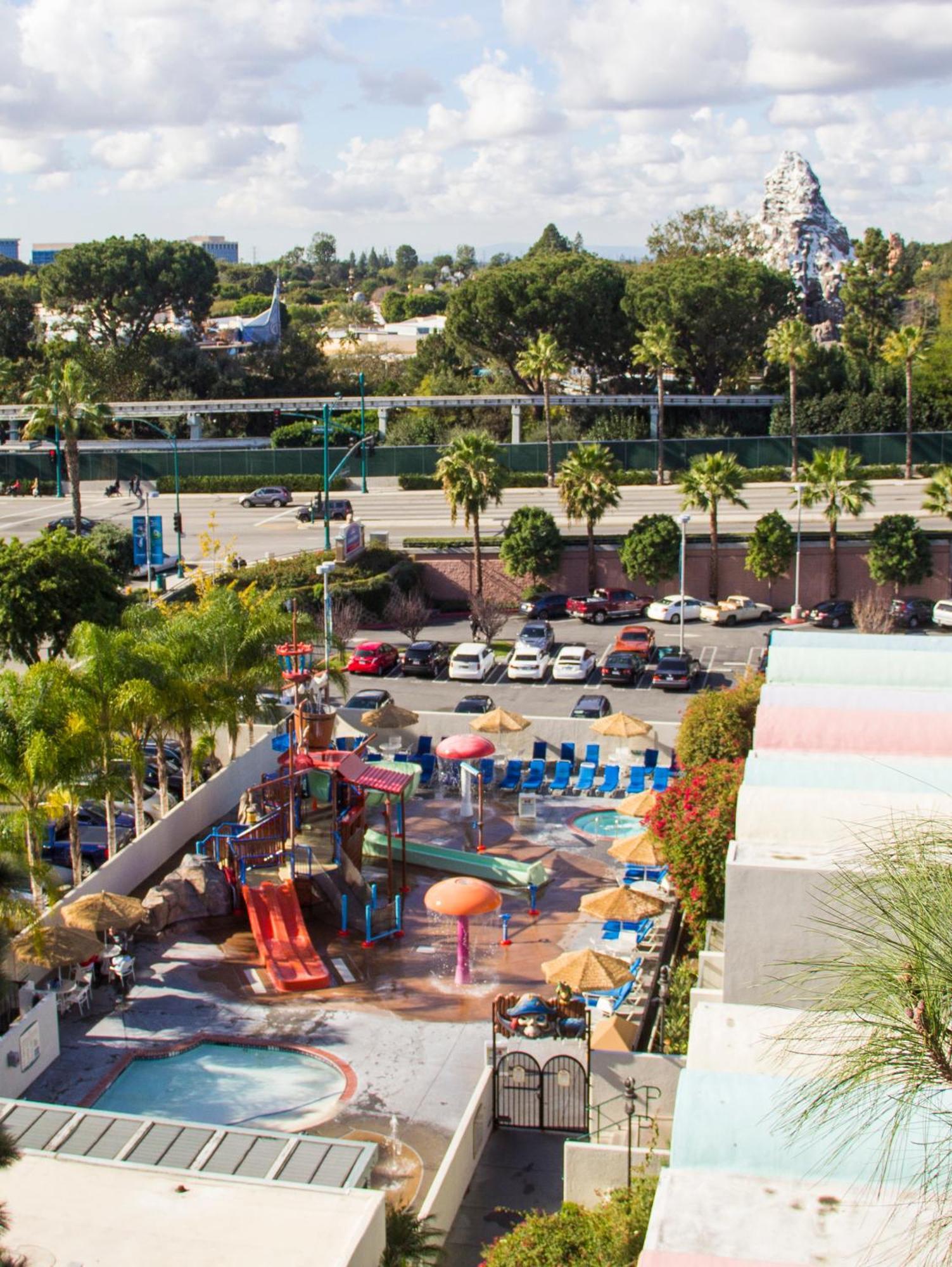 Howard Johnson By Wyndham Anaheim Hotel & Water Playground Zewnętrze zdjęcie