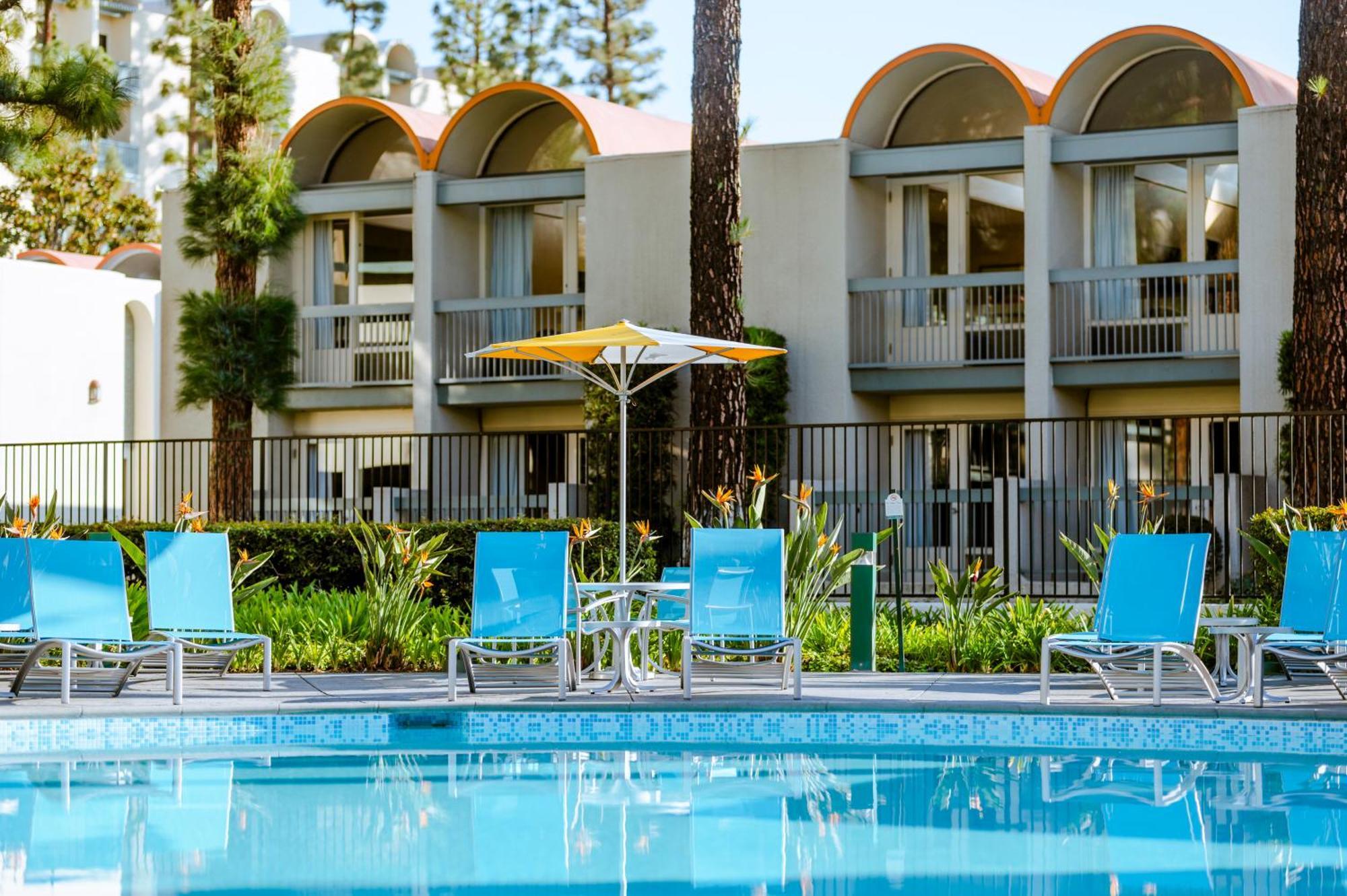 Howard Johnson By Wyndham Anaheim Hotel & Water Playground Zewnętrze zdjęcie
