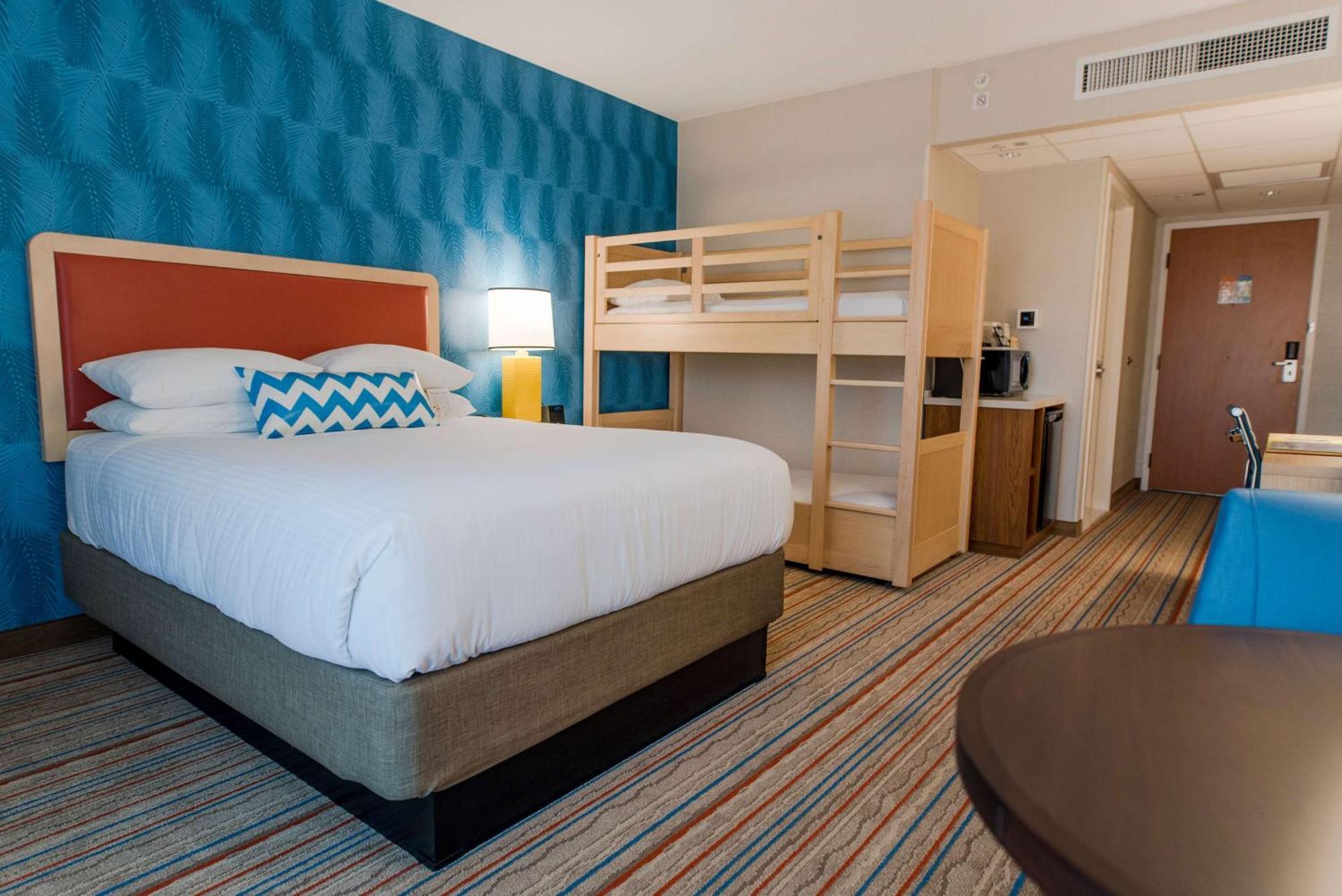 Howard Johnson By Wyndham Anaheim Hotel & Water Playground Zewnętrze zdjęcie